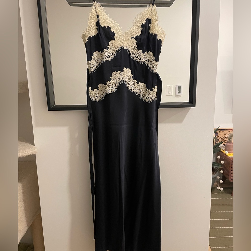 Doen Obelia Lace-Trimmed Silk Satin Dress - Picture 2 of 6